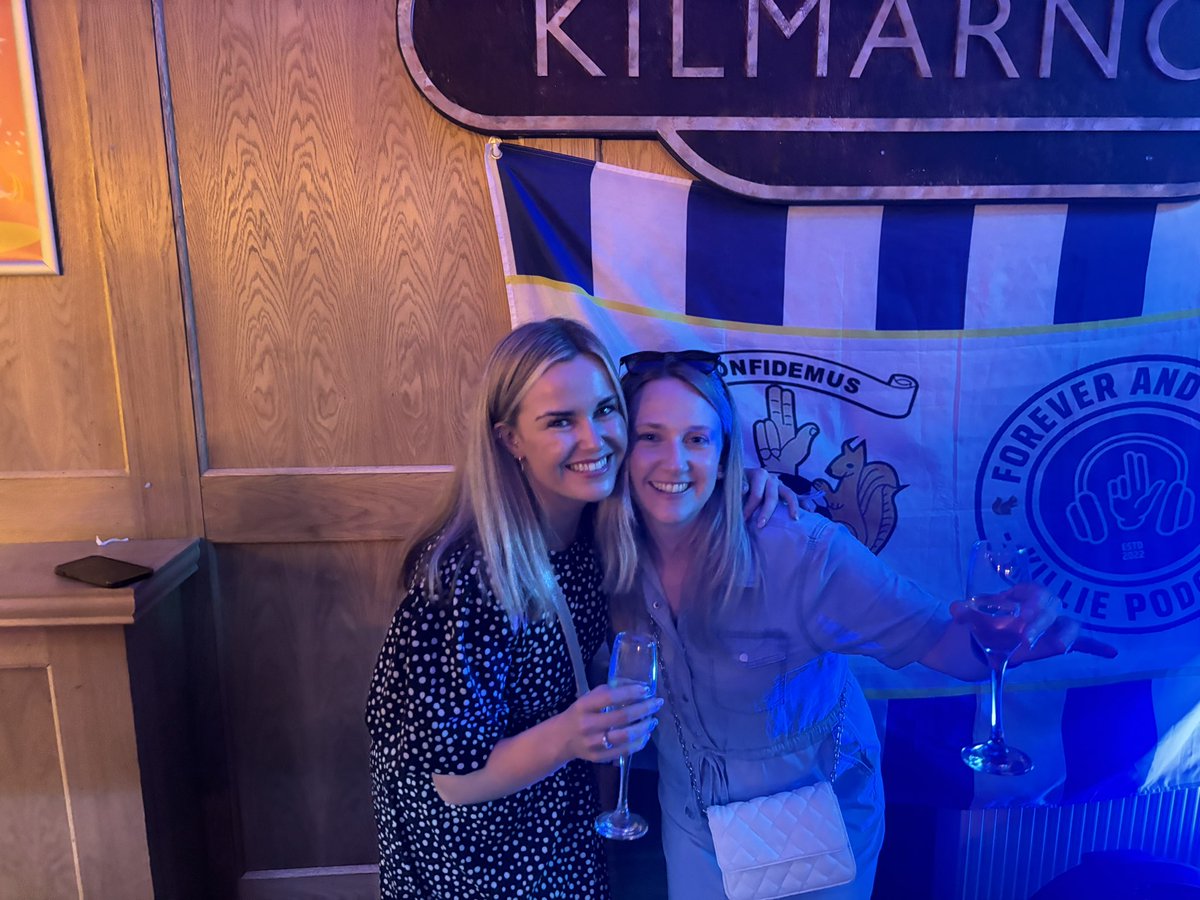 lyns_mac's tweet photo. Some night @FEAE_KilliePod absolutely brilliant from the boys again and the guests were all superb!! I’m coming to a raffle near you 😂👍💙🤍🍾 Mon the killie today!! #feae #ktid https://t.co/q0Ff1p5yrK