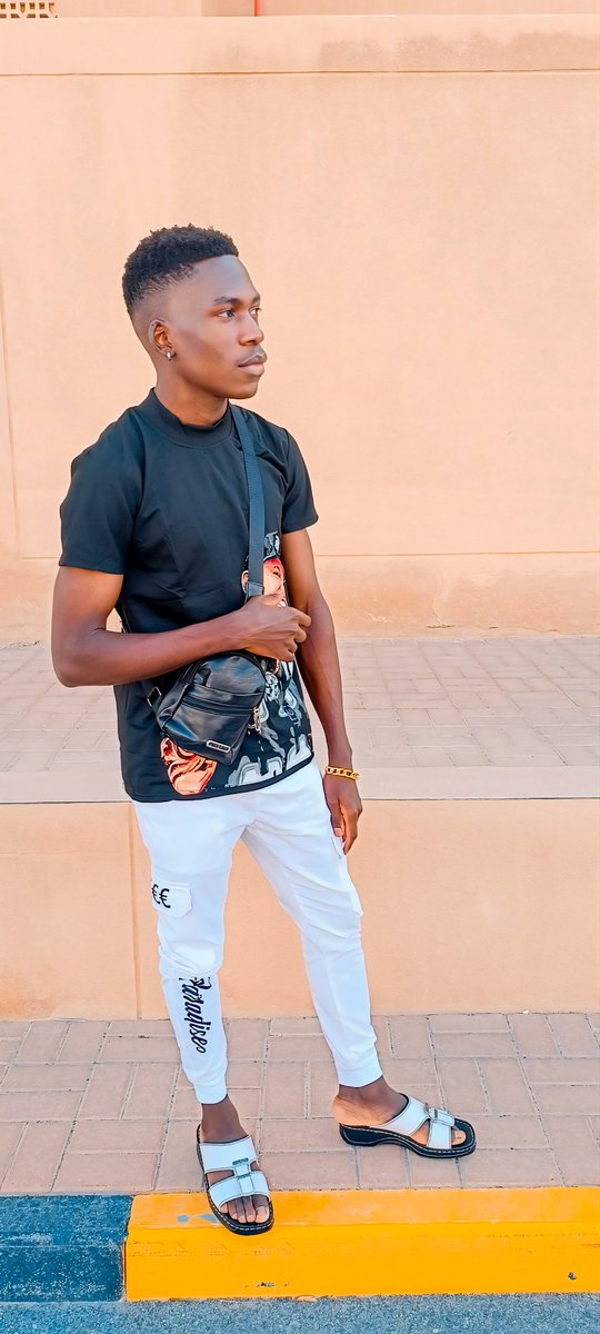geniusomuzira's tweet photo. There's a man who is 24 and a boy who is 48.
Because boys copy from us, the men; if you know, you know.

#Justice4Weetunulemu. https://t.co/EwNGguI4tg