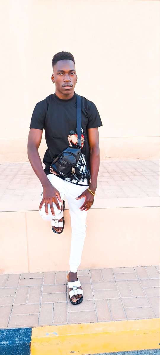 geniusomuzira's tweet photo. There's a man who is 24 and a boy who is 48.
Because boys copy from us, the men; if you know, you know.

#Justice4Weetunulemu. https://t.co/EwNGguI4tg