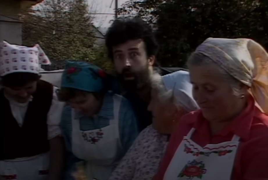 PowerlessUser's tweet image. Fogalmam sincs hogy lett az accountom Keith Richards képével verifyolva, de már érzem a sorsközösséget a Veresegyházi Asszonykórussal.

Falunapokat és indokolatlan kukoricaföldeken keresztülrohanást vállalok.

Hanki Tánk Vumen