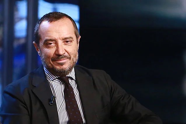 Lo speciale di #Techetechete per ricordare Franco Di Mare ha raggiunto 4.184.000 spettatori con il 23,3% di share, nell’access di Rai 1. La replica de #LAngeloDiSarajevo il 5.4% su Rai 2. La fiction racconta la storia vera dell’adozione di sua figlia. #AscoltiTv