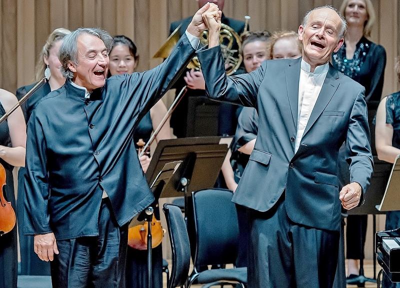 theartsdesk.com (@theartsdesk) on Twitter photo ★★★★ #JeanEfflamBavouzet <a href="/MancCamerata/">Manchester Camerata</a> #GáborTakácsNagy <a href="/StollerHall/">The Stoller Hall</a> Manchester - Fun with abandon, as these players approach the final goal of ‘#Mozart, made in #Manchester’ - review <a href="/RobertBealeMcr/">Robert Beale</a> theartsdesk.com/classical-musi… ★★★★ #JeanEfflamBavouzet <a href="/MancCamerata/">Manchester Camerata</a> #GáborTakácsNagy <a href="/StollerHall/">The Stoller Hall</a> Manchester - Fun with abandon, as these players approach the final goal of ‘#Mozart, made in #Manchester’ - review <a href="/RobertBealeMcr/">Robert Beale</a> theartsdesk.com/classical-musi…