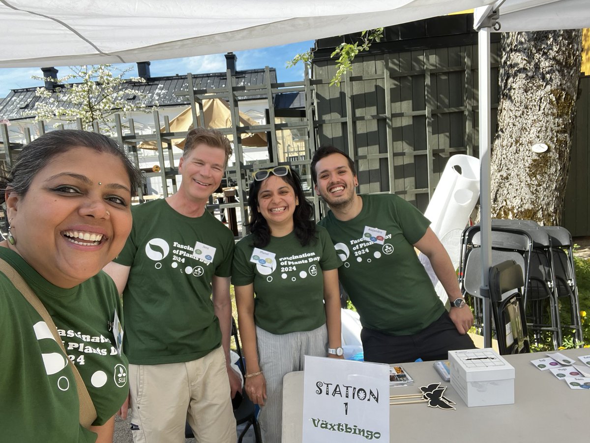 LaxmiMishra4's tweet photo. Come to out table #växtbingo #Fascinationofplantsday2024 @JensFSundstrom @AFonseca_Card Mansi Mansi https://t.co/L9EjeFdFKJ