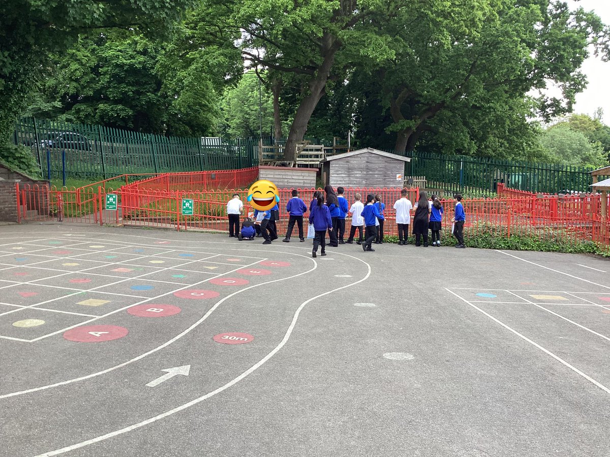 A number of classes have already taken advantage of using our new Cross curricular orienteering resources from @enrichedu. Lots of active learning going on. And lots of smiling faces. @BoothroydAcad @FocusTrust1