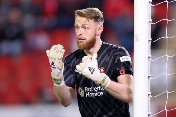 Steve Evans has confirmed that there has been 2 deals agreed for more transfers. The medicals will take place early next week. Who can we expect to join? In addition to this Viktor Johansson is closing in to the final stages of agreeing the 7 figure sum at Stoke. #rufc 🔴⚪️