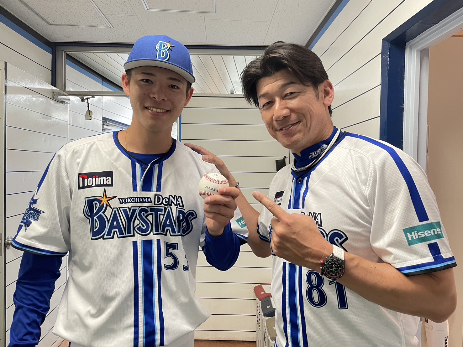 【国際ブランド】 横浜DeNAベイスターズ على X:  応援グッズ