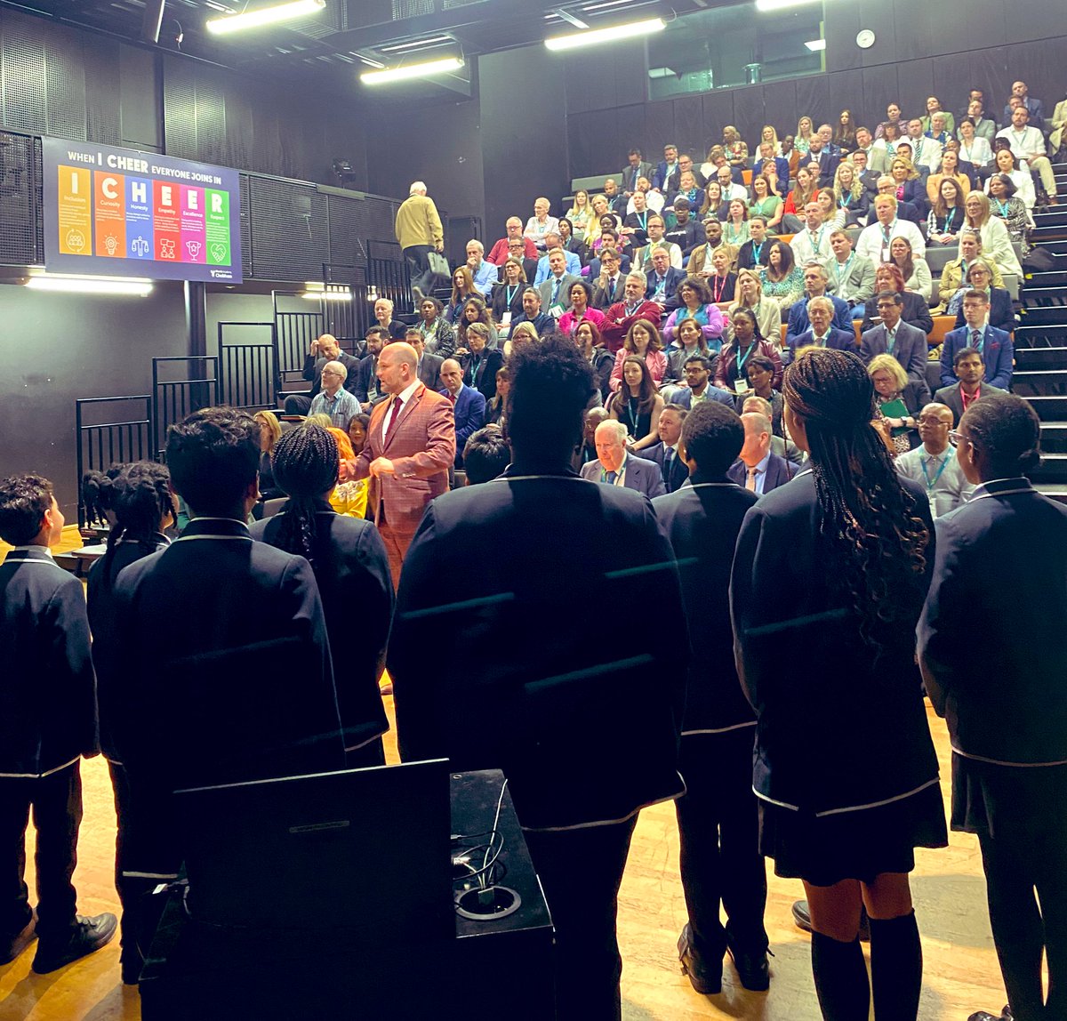 Great start to our annual Governor Conference, <a href="/chobhamacademy/">Harris Academy Chobham</a> choir.