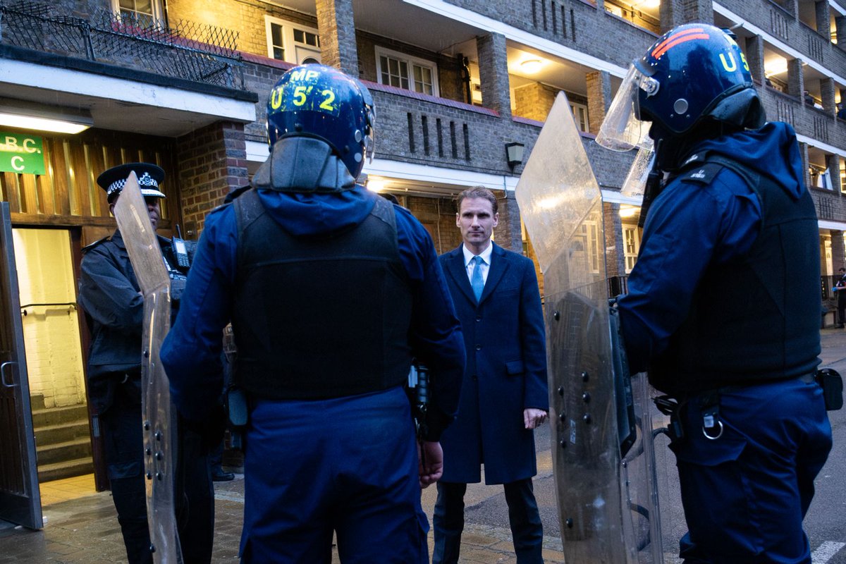 This week at the Home Office 👇 As part of our crackdown on knife crime, Policing Minister @CPhilpOfficial attended a London raid alongside @metpoliceuk during Operation Sceptre.