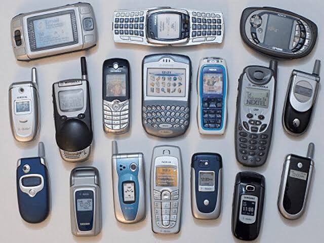 İlk telefonunuzun modeli neydi?