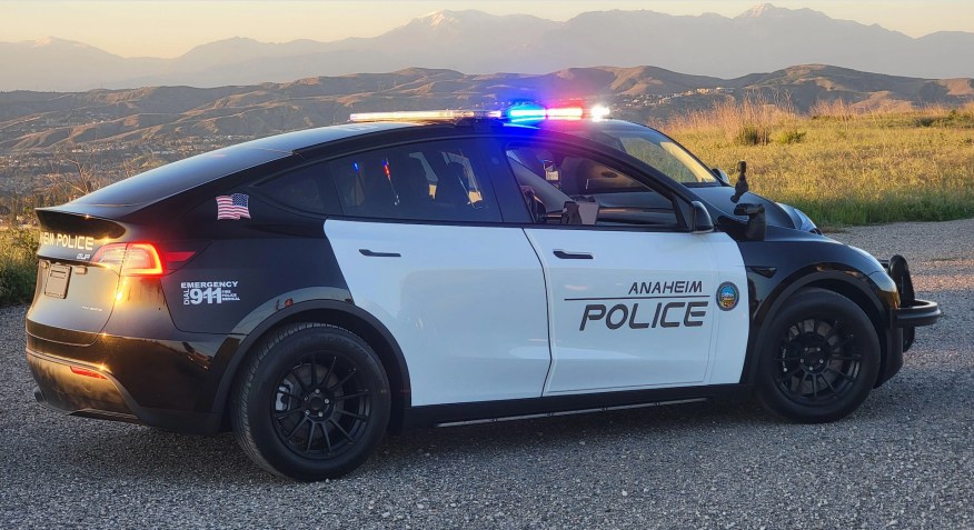 Anaheim police department electrifies its patrol fleet with upfitted Tesla Model Ys: 'These vehicles will enable officers to respond swiftly to incidents'

Tesla's move to upfit its vehicles for patrol duty is driving progress toward a cleaner and safer future for our
