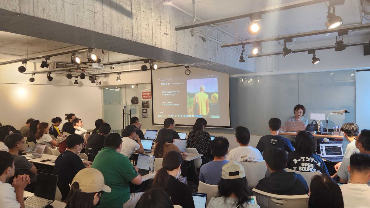 The AI workshop is crowded 🤯

In the picture - Sherry presenting how Capture service can help bridge AI and Web3 to build the ethical AI future.

Most of the attendees are developers working on real solutions, so expect a great growth on Numbers Ecosystem in the near future!
