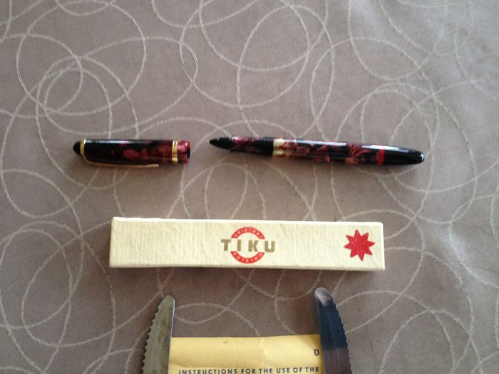 IWTKQuiz's tweet photo. This actor got his peculiar name 'Tiku' because of his Grandfather, who used to love writing with a fountain pen called 'Tiku' made by the Rotring company. https://t.co/ObrOF8Yhwl