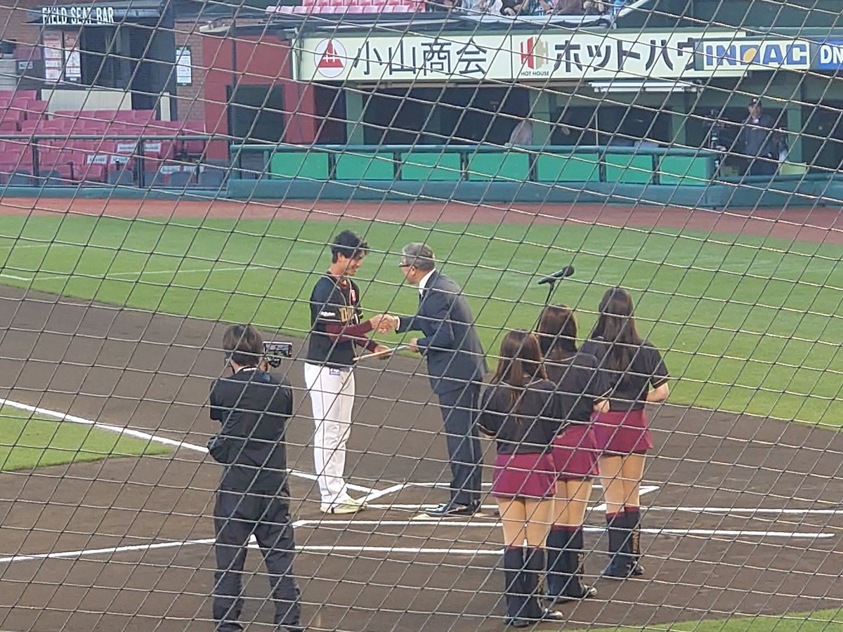 古謝投手おめでとう！🎉
#RakutenEagles
#eaglesfarm