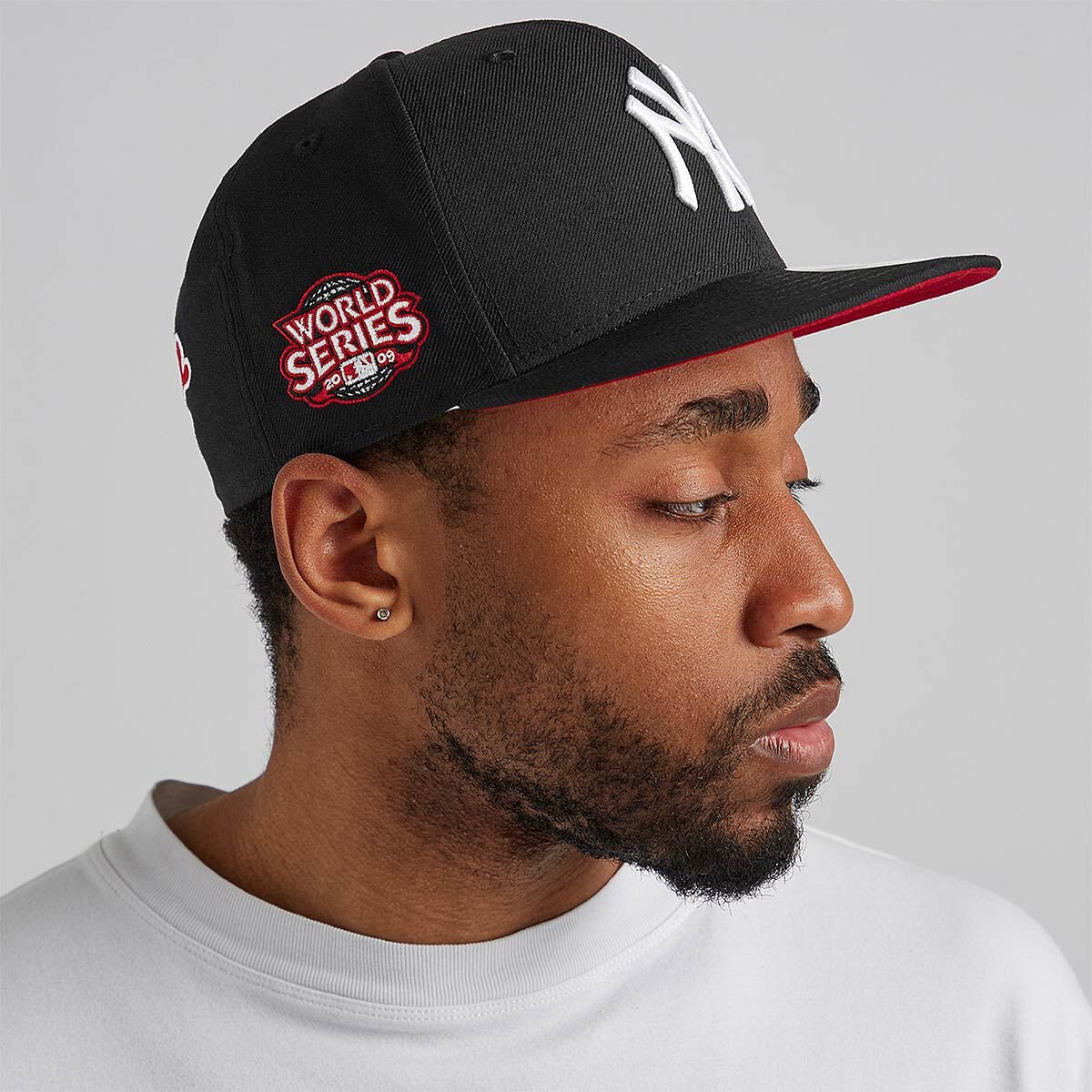 CaminoTV's tweet image. Le frérot est un peu triste mais le coeur sur la casquette fait la dif mdrr 😭

33€ au lieu de 43€ 🎟️

Lien affilié chck.me/IIbK