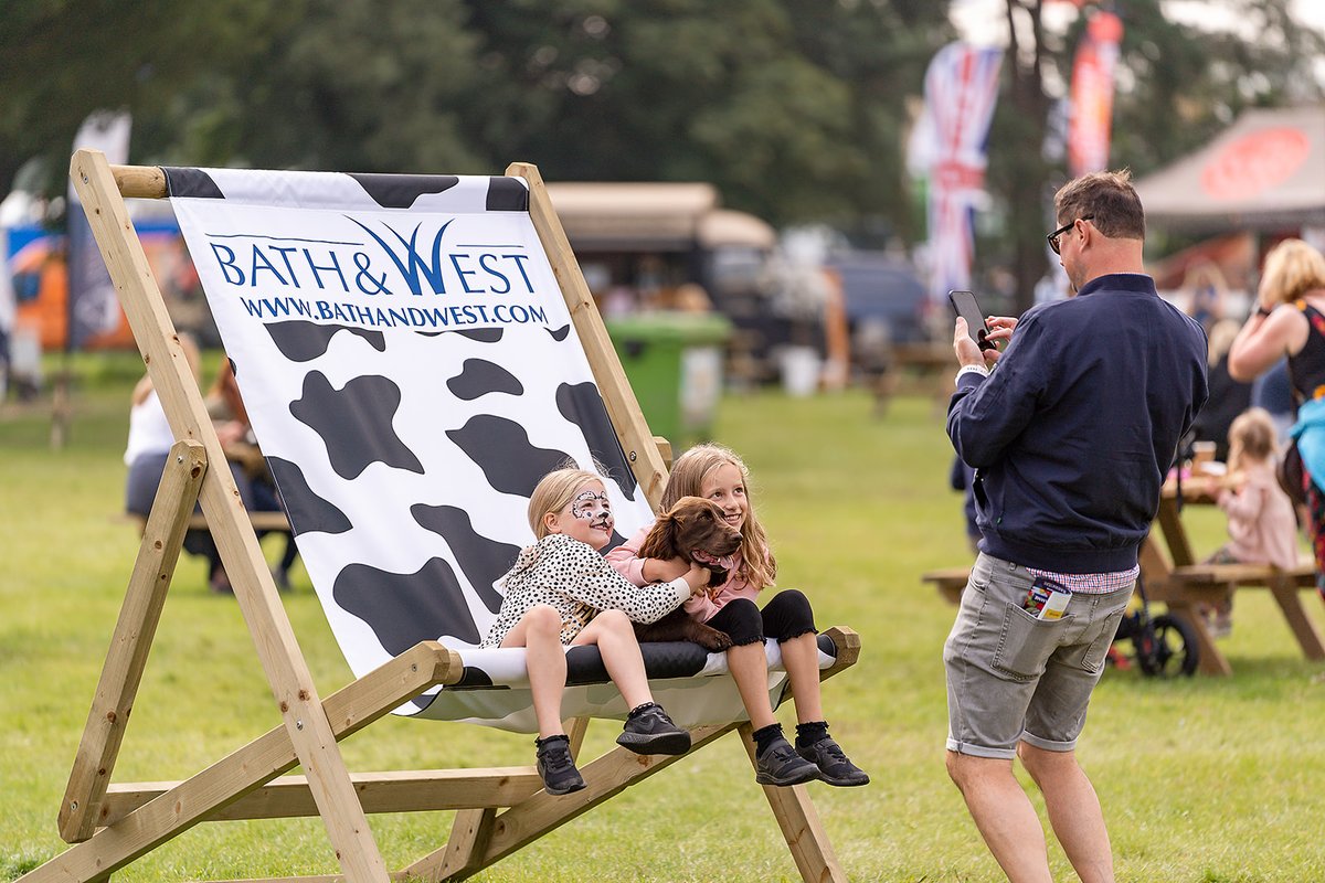 🚜🍦🎉 Introducing our brand new Royal Bath & West Show Pre Show Magazine for 2024 🚜🍦🎉 Find out what you can do, see and explore at this years Show! From family entertainment 🖍️to live music 🎶 and celebrity appearances⭐ Read the full magazine now ➡️ loom.ly/AXfYacE