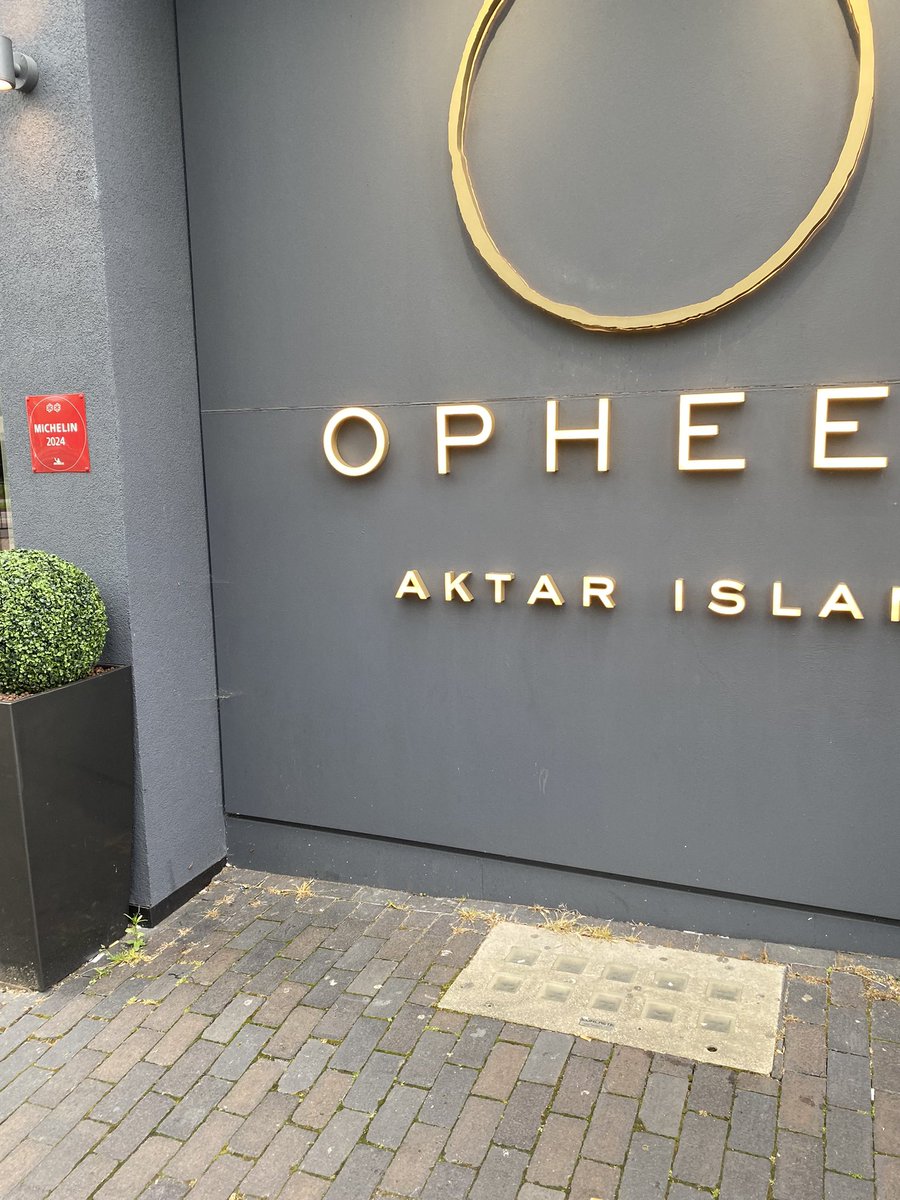 Simply stunning 🤩 <a href="/opheemtweets/">Opheem</a>