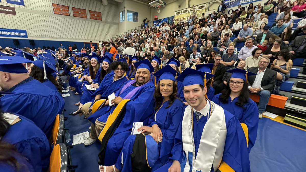 Congratulations to our Graduate Students at SUNY New Paltz #Classof2024! You did it! #sunynewpaltz #newpaltz #collegegraduates #graduateschool #Commencement #GoHawks Find Commencement Information Here: newpaltz.edu/commencement-n…