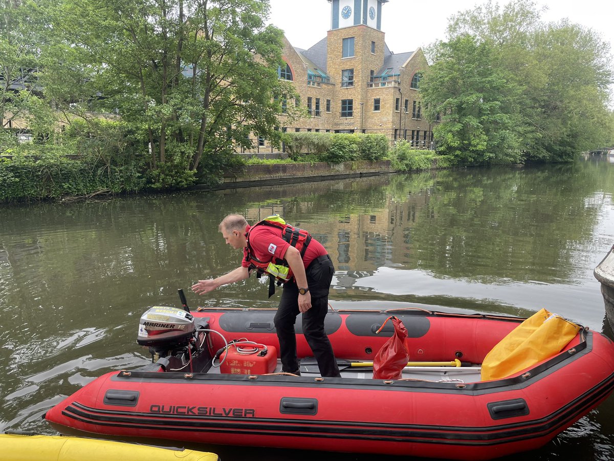 #volunteer crew out today supporting #rickmansworth and the the #batchworth boat rally.

#watersafety #waterrescue #hertfordhsire #batchworthboatrally