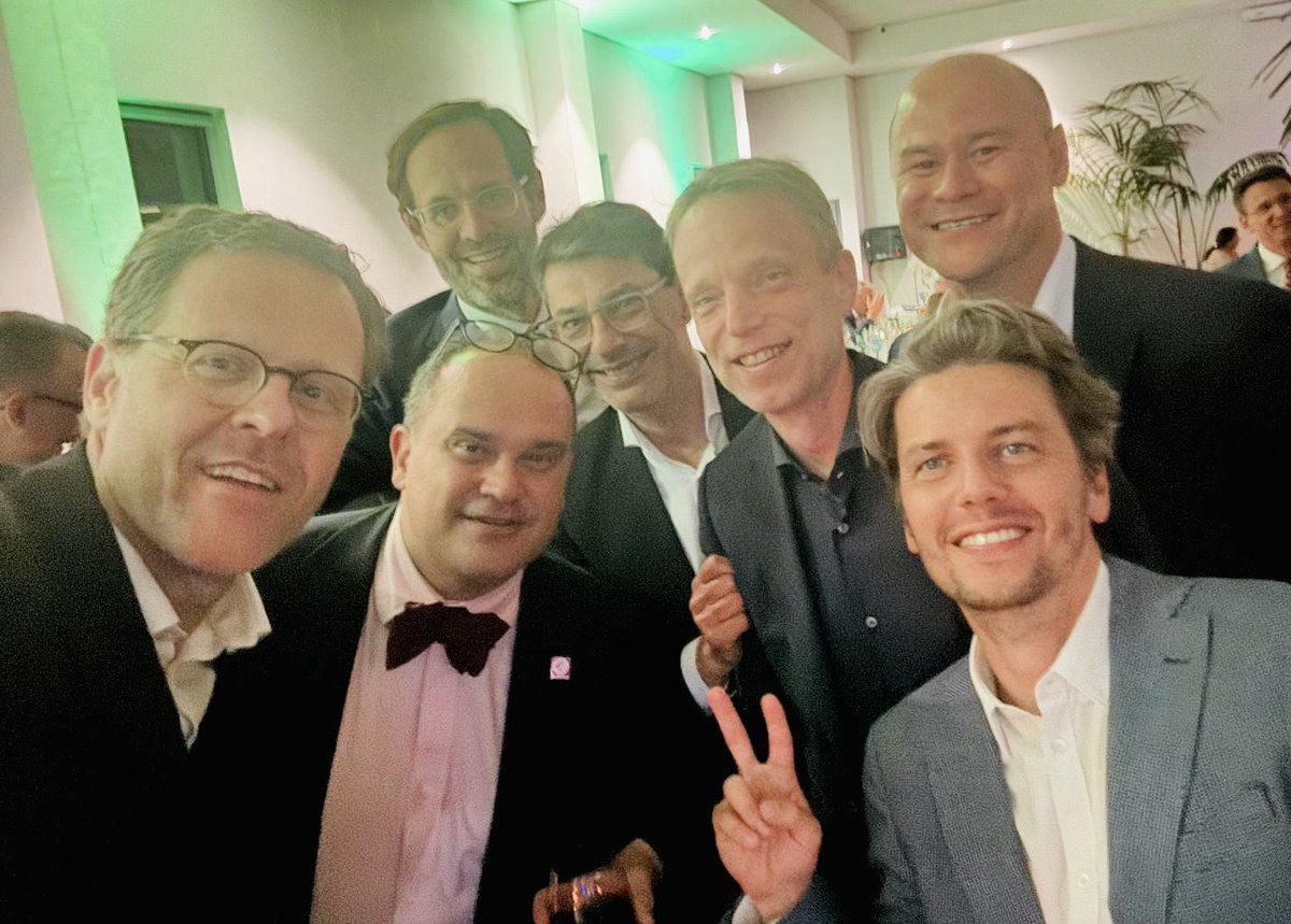 Gio_Marchegiani's tweet photo. @IHPBA 2024 🇿🇦 Capetown this is a wrap… but it has been huge !!!

So many friends, inspiring talks and one of the best location ever!!! 🌊⛰️🦁

Thank you for making it so special!!! https://t.co/bKZkcn8jNK