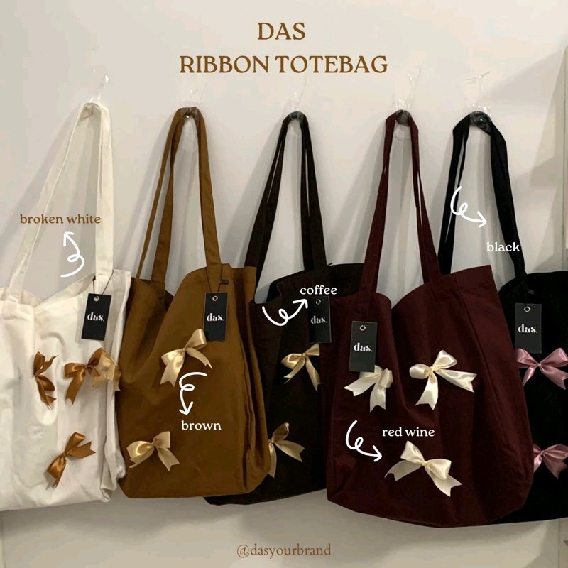 vibegurls's tweet image. rekomendasi totebag ngampus🌷✨💌🤎

a thread