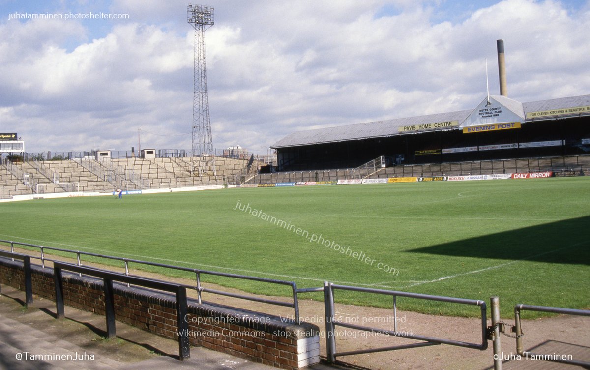 Meadow Lane, home of Notts County FC - oldest professional football club in the world. The photo was taken exactly 35 years ago, 18th May 1989. #NottsCounty #NCFC #Nottingham @magpies_history