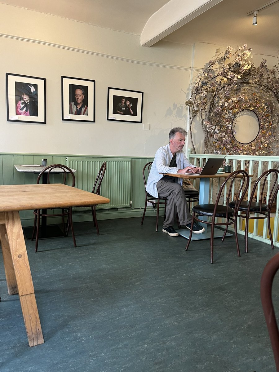 Rich Ellicott tweet media