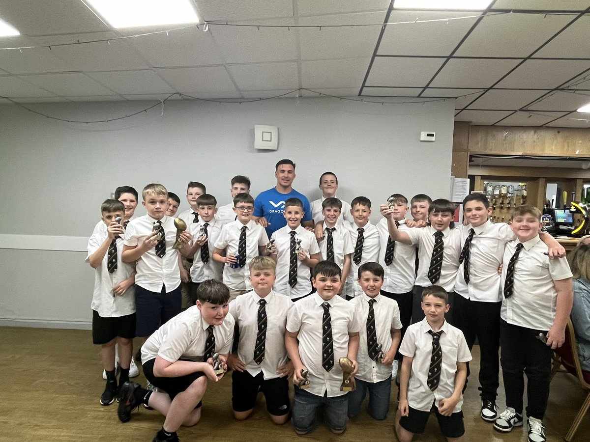 Croesy_U11s's tweet photo. And that’s another season/presentation night over with Croesy U12s.  A massive thank you to @tainebasham for giving up his time to present our boys with their trophies and doing a Q&amp;A they absolutely loved it!  We wish you all the best in your game today v Ospreys @dragonsrugby https://t.co/hdPFsVoIq9