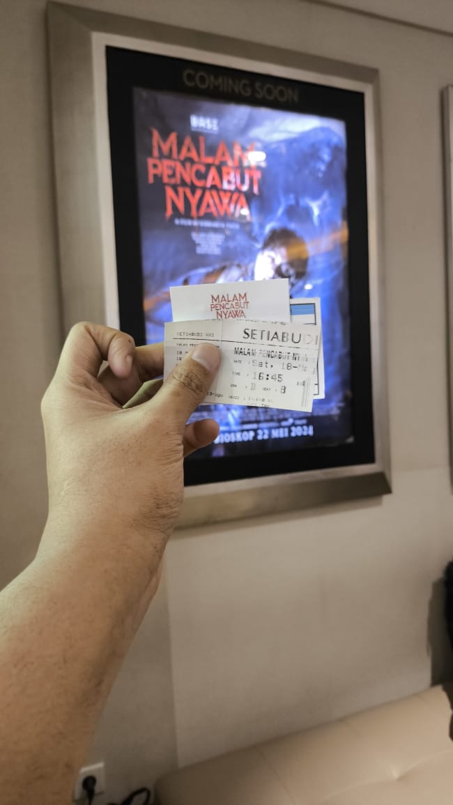 Berkesempatan untuk hadir dalam special screening bersama produser dan sutradara film, MALAM PENCABUT NYAWA Kemarin sempet ngintip BTS nya, bjirrrr terniaaaadddhhhh 👏🏽👏🏽👏🏽 Tayang mulai 22 Mei di bioskop.