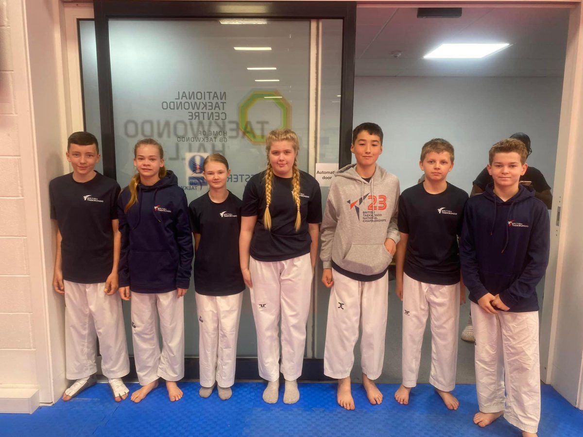 Some of our cadets/ juniors at British Taekwondo training this morning at the GB 🇬🇧 National Academy in Manchester 👊🏻

Train hard guys 😁 @BritTaekwondo @GBTaekwondo