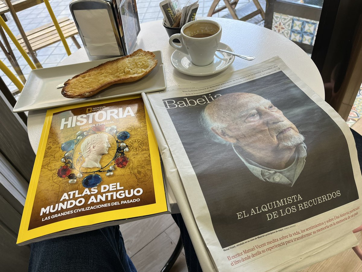 Los desayunos de los sábados deben llevar su ración de recuerdos. Hoy, melancolía de la bonita con Manuel Vicent y mapas para encontrar el rumbo preciso.