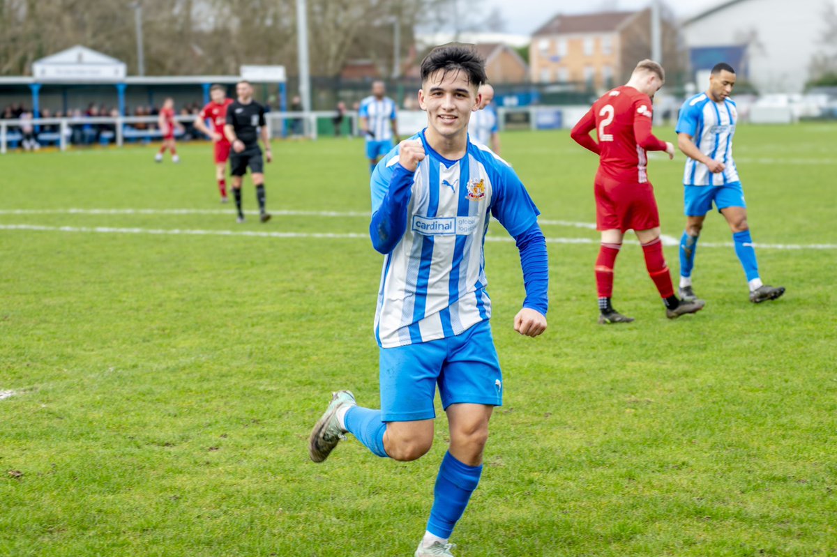 Bryan Ly is a player to look out for in non league next season 👀

☑️ 20 years old
⏳ 47 games
⚽️ 32 goals
🅰️ 20 assists

This was his 2nd full season; at 19 he scored 15 + assisted 15. All from midfield 😳

Helped Wythenshawe to the title this season as well 🏆

Top prospect 🌟