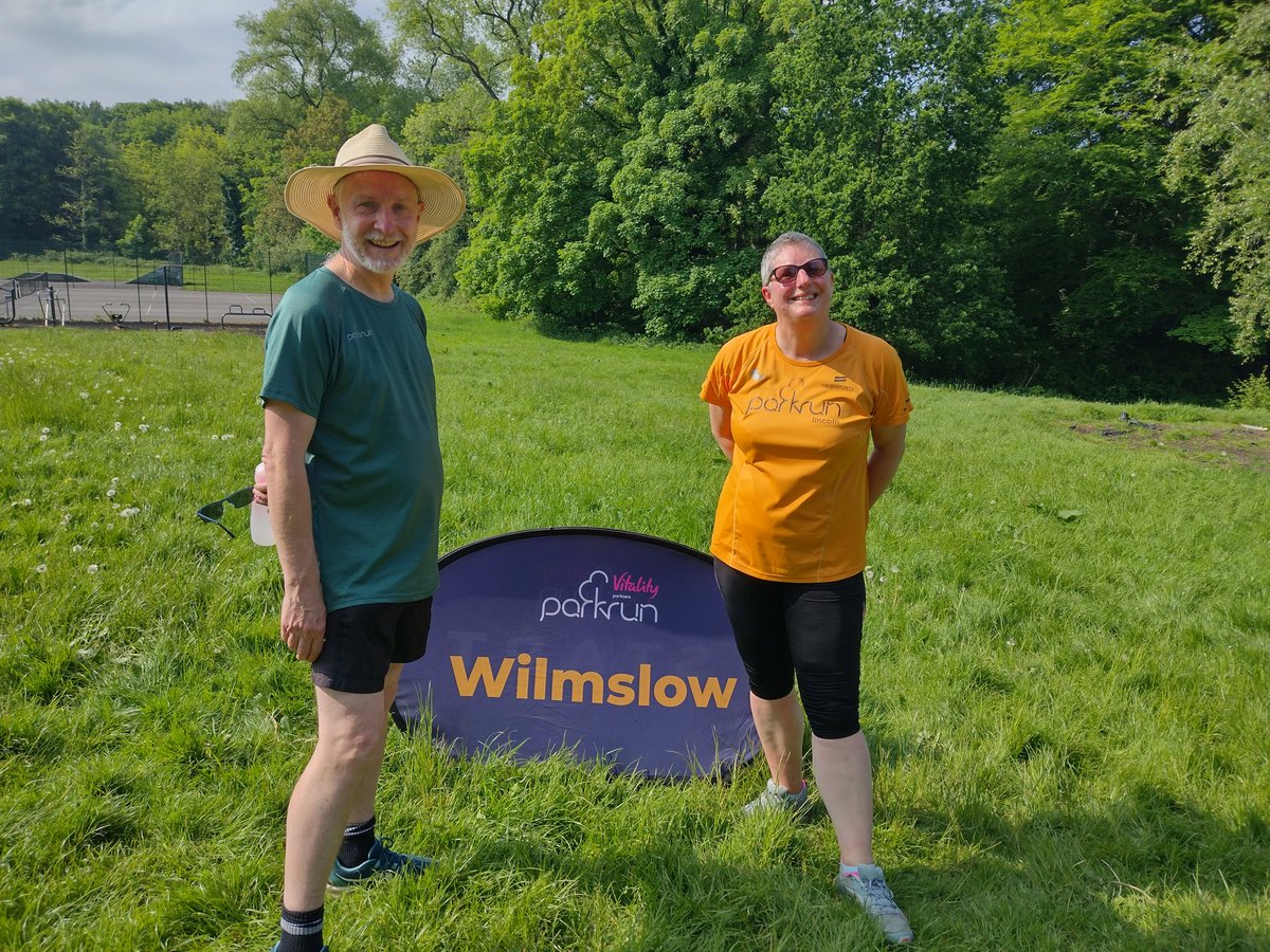 Fabulous visit to @Wilmslowparkrun with @johnfkilcoyne today - another north-west region @parkrunUK location. Beautiful route in The Carrs Park along the River Bollin in the sunshine. Lovely shady patches under the trees too. Many thanks to all today's volunteers. #LoveParkrun