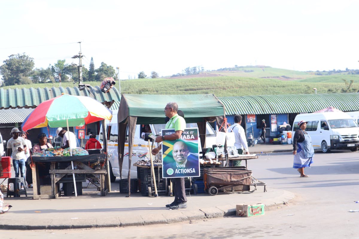 ActionSA KZN Premier Candidate is out with the team in Tongaat today. He is currently at the Tongaat taxi rank doing leaflets distribution and engaging voters for the upcoming election. 💚🇿🇦 

#ZwakeleMncwango4Premier #LetsFixOurProvince #OnlyActionWillFixSA #YourKZNOwnIt