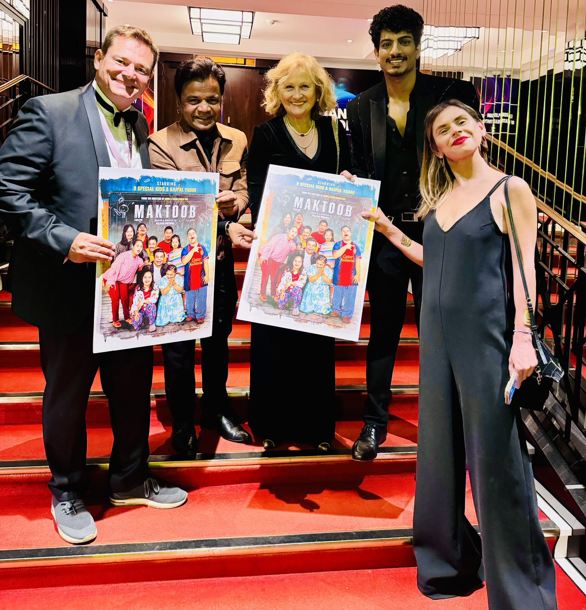 RAJPAL YADAV, PALAASH MUCHHAL LAUNCH NEW FILM POSTER AT CANNES… Actor #RajpalYadav and director - music composer - writer #PalaashMuchhal unveil #FirstLook poster of their new film #Maktoob at #CannesFilmFestival.

#Maktoob stars nine special kids with #RajpalYadav.