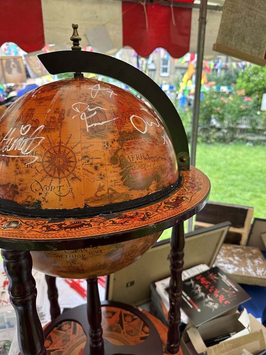 Aeron James tweet media