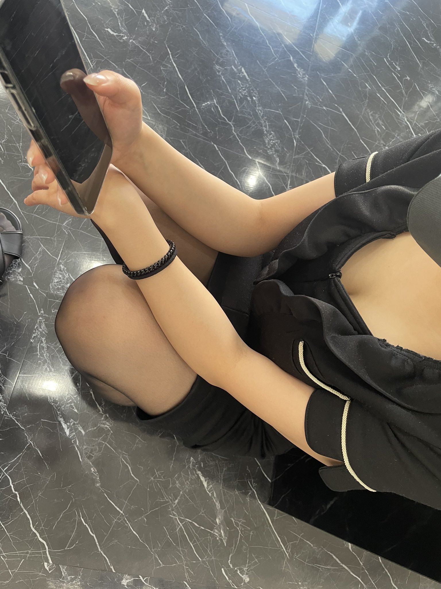 メンズエステ 隠し撮り 本日も沢山のご予約ありがとうございました💖💖💖💖  週末はほぼ満席なので 平日がオススメですっ😇 #メンズエステ #脱毛サロン #女性スタッフ #黒スト #パンスト #脚フェチ #隠し撮り #セクシー  ...
