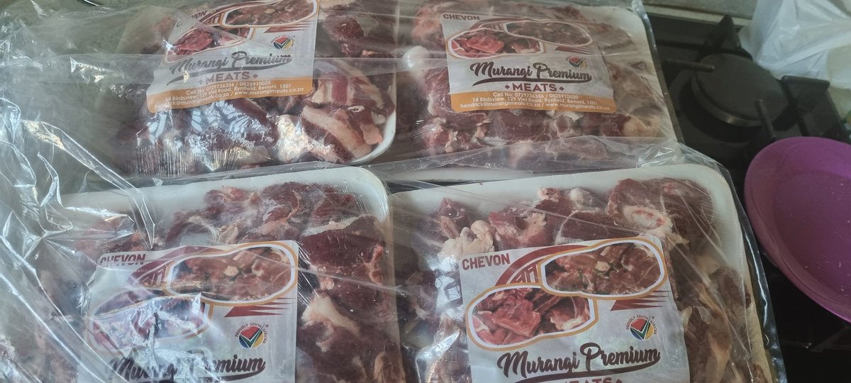 @FloMasebe Murangi meat ordered delivered today👏🏽👏🏽👏🏽👏🏽also added mogodu and skopo🤣🤣🤣
