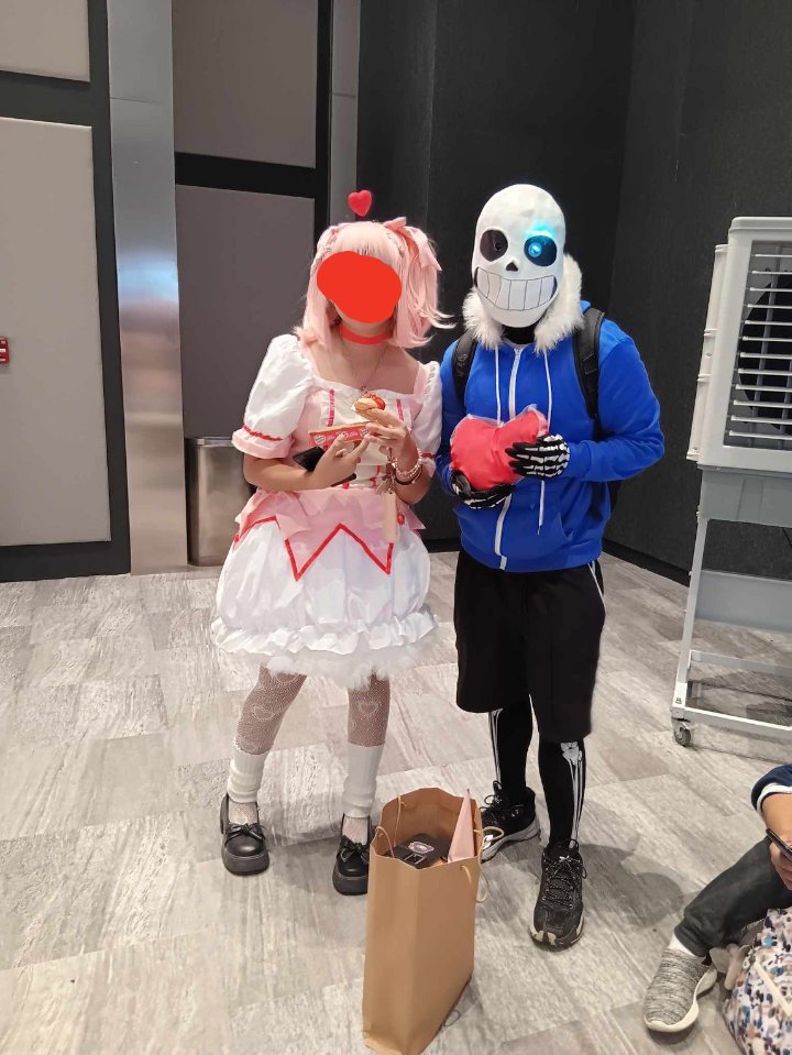 GUYS I MET SANS UNDERTALE......???????