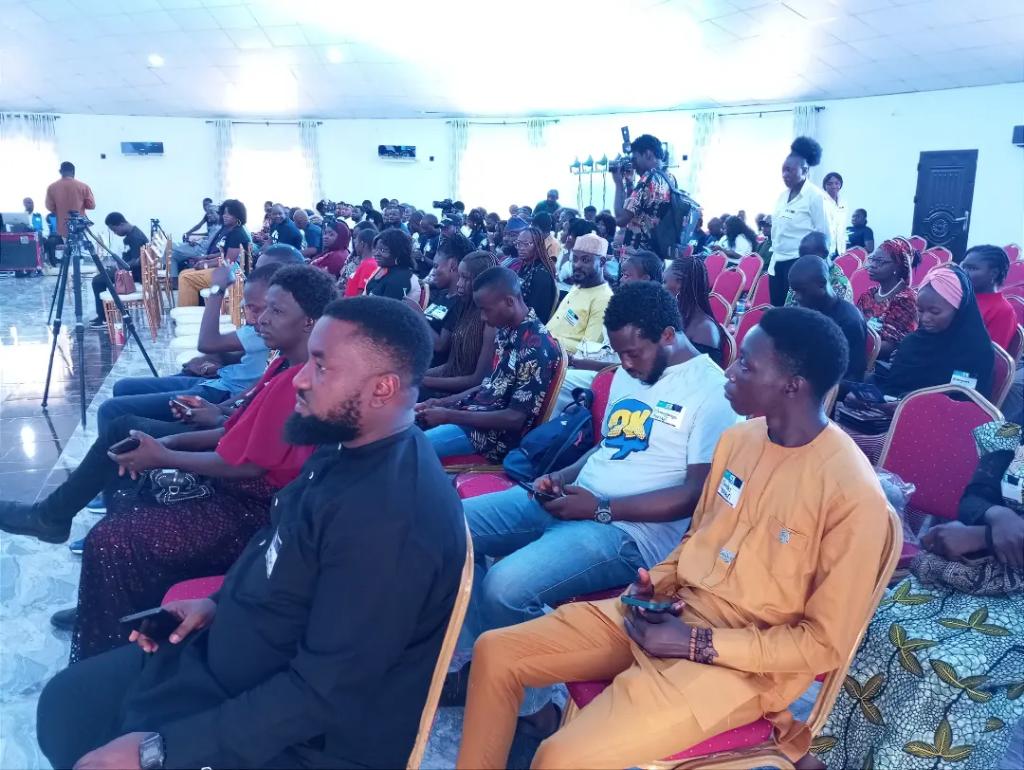 Dear Jos! The #ITE graduation/certification is ongoing. Are you here yet? Tell us your location in the comments section.

#KCHub #Creatives #ImmersiveLearning #GrandClass