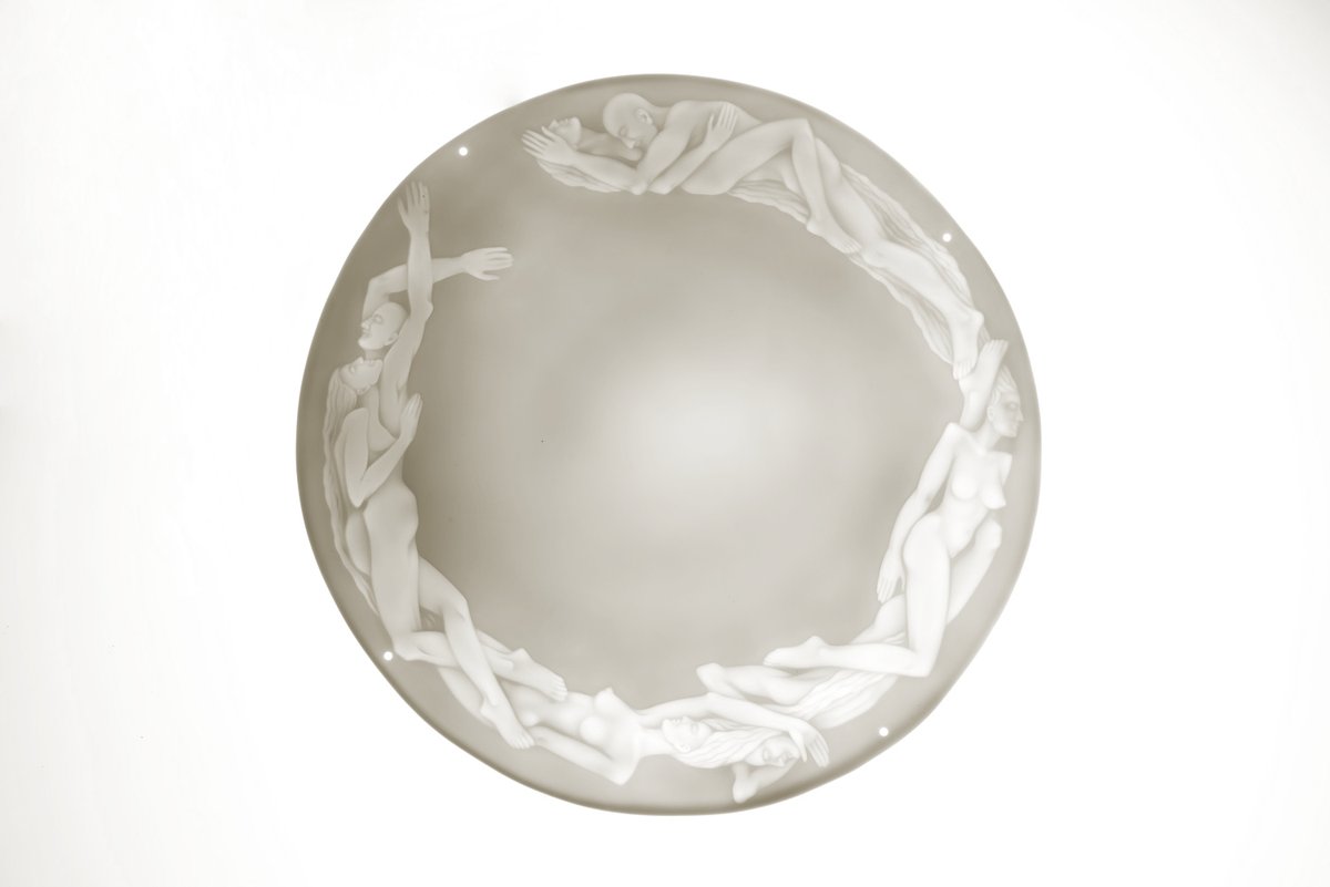 porcelanamuzejs's tweet image. Šodien, starptautiskajā Muzeju naktī Konventa sētā, Rīgas Porcelāna muzeja skatlogā, pēc muzeja slēgšanas plkst. 18.00, tiks radīti apstākļi porcelāna litofāniju pieredzēšanai; īpaši iespaidīgi tās atklāsies tieši diennakts tumšajās stundās! #muzejunakts #litofānija