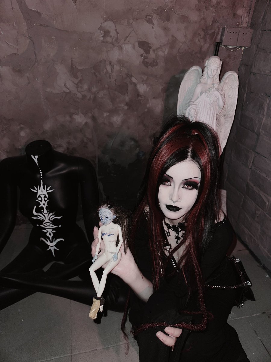KII999ARA's tweet photo. lonely https://t.co/OFuKDasaq4