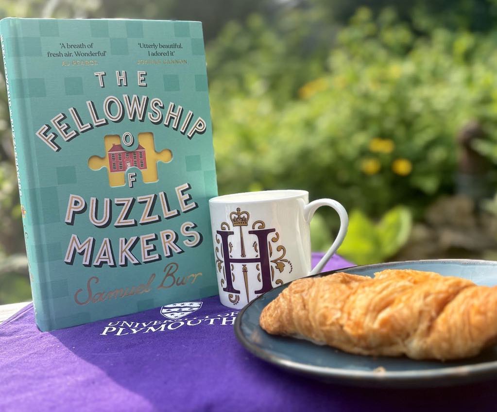 It’s time 🧩 - my uni assignment can wait until after breakfast.. It can hopefully wait until after I’ve read #TheFellowshipOfPuzzlemakers ! I can’t wait to see @samuelburr @waterstonesyeo nxt week, loving @adavisdesign_91 cover 👌@orionbooks #BooksWorthReading #bookblogger