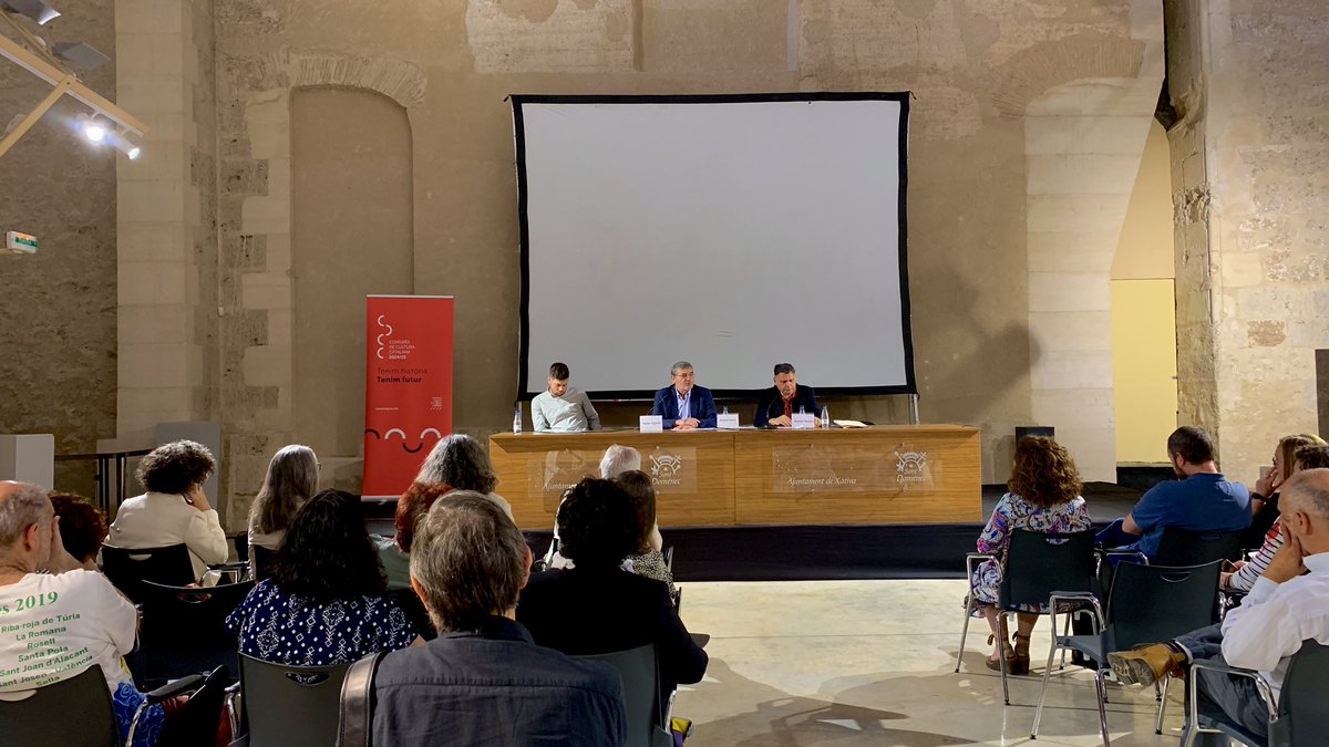 Comença la jornada «Història i identitats», a Xàtiva Fins a les 8 del vespre, parlarem de Països Catalans, lligams històrics, cultura comuna i multidiversitat, amb la complicitat d’@AntoniFuri @PuriMascarell @Javi_Fajardo_ @CiSEM_UV @AccioCulturalPV #NouCongrés