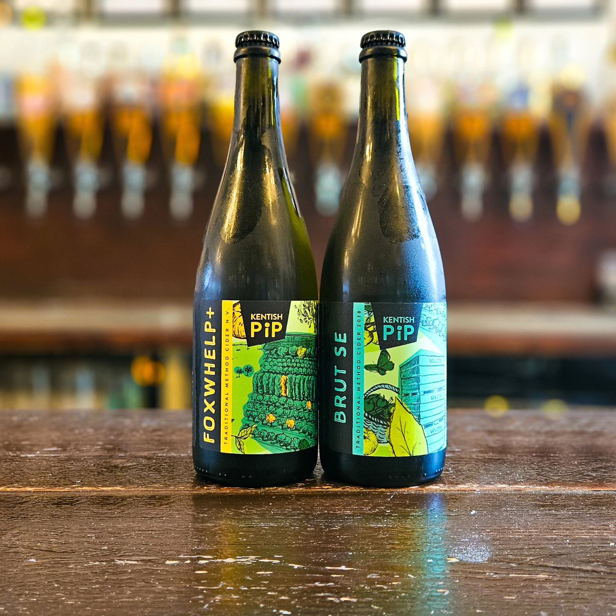 threehoundsbeer's tweet image. Sharing Ciders!

We&apos;ve picked some of the best Cider makers in the UK like @LittlePomona @RossCider &amp;amp; @KentishPipCider as part of our growing 750ml Cider Bottle selection. Great to share with friends and family!