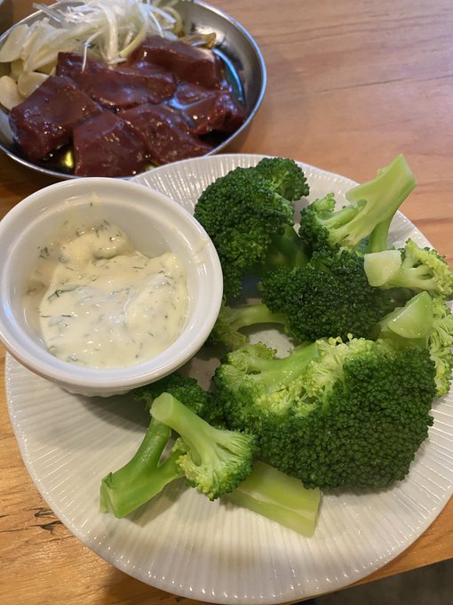 タンってうまいなぁ 最高の週末飯🍚 https://t.co/Np4UsxHWIq