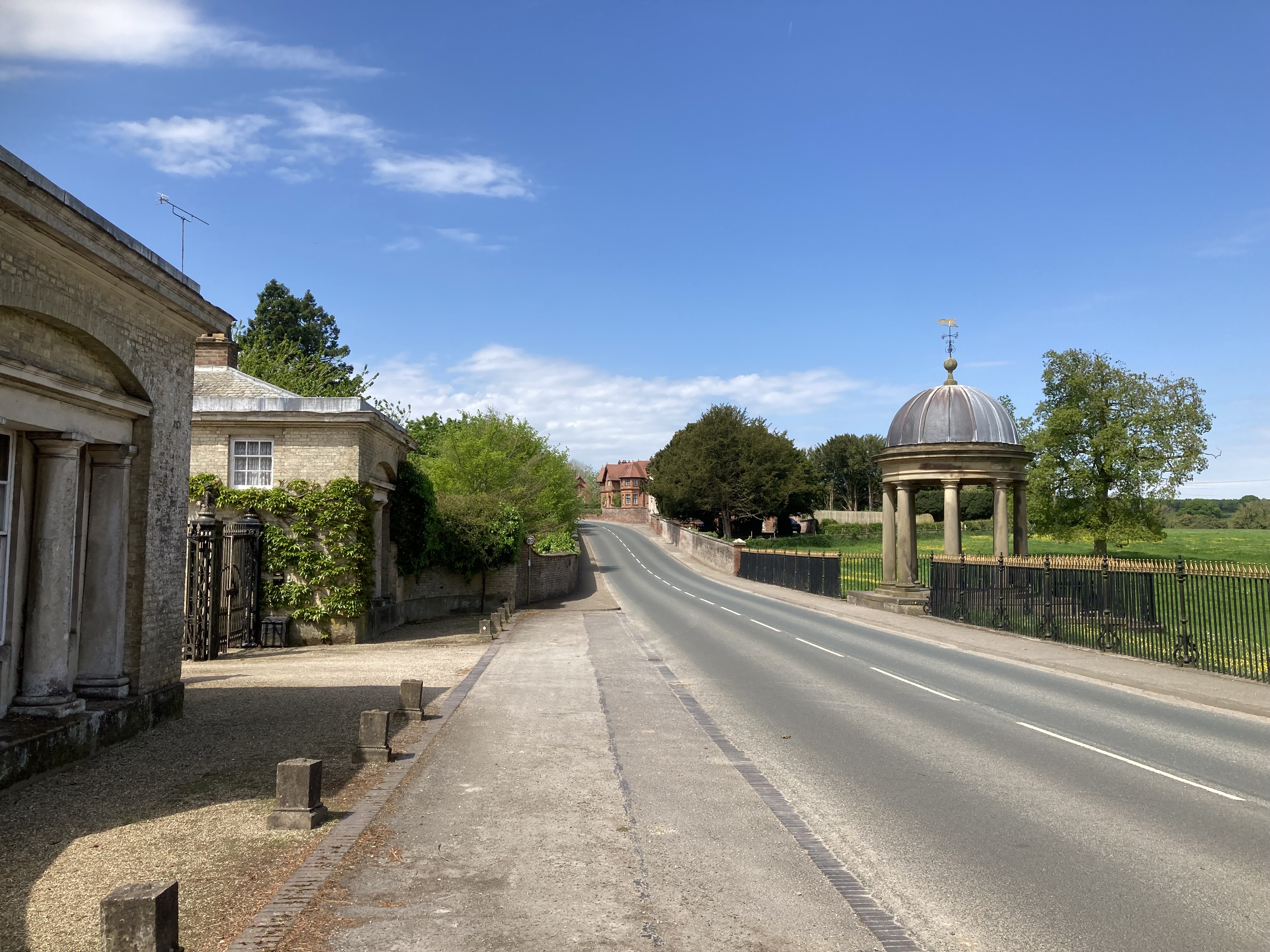 The Road Through Sledmere - the rotunda