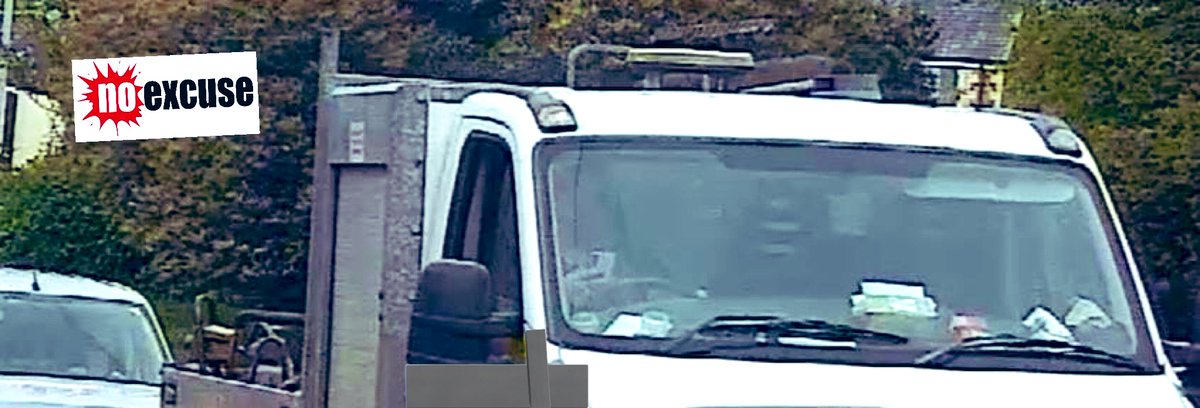 Van stopped in #Bodmin - driver using a mobile phone 📵 reported for the offence #NoExcuse #Fatal5
