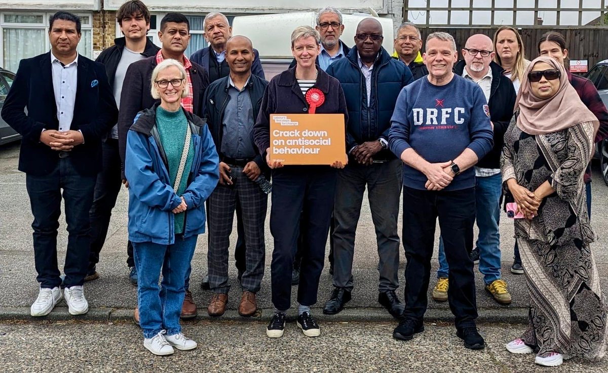 Unmesh Desai AM (@unmeshdesai) on Twitter photo Great to be with <a href="/barkinglabour/">Barking Labour Party</a> <a href="/DarrenRodwell/">Darren Rodwell</a> in
Margate today supporting <a href="/PollyBLabour/">Polly Billington for East Thanet</a> <a href="/KentLabour/">Kent Labour</a> Good support both for <a href="/UKLabour/">The Labour Party</a> and local Beacon Road Labour councillors. Great to be with <a href="/barkinglabour/">Barking Labour Party</a> <a href="/DarrenRodwell/">Darren Rodwell</a> in
Margate today supporting <a href="/PollyBLabour/">Polly Billington for East Thanet</a> <a href="/KentLabour/">Kent Labour</a> Good support both for <a href="/UKLabour/">The Labour Party</a> and local Beacon Road Labour councillors.