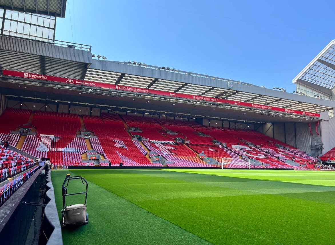 Mosaics in place for Anfield tomorrow. ‘Danke Jurgen YNWA’