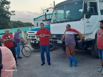 En #PinardelRío se continúa trabajando para minimizar las afectaciones en el abasto de agua a la población, se instala un motor en la conductora de 36, se distribuye agua en pipa y acciones de mantenimiento.